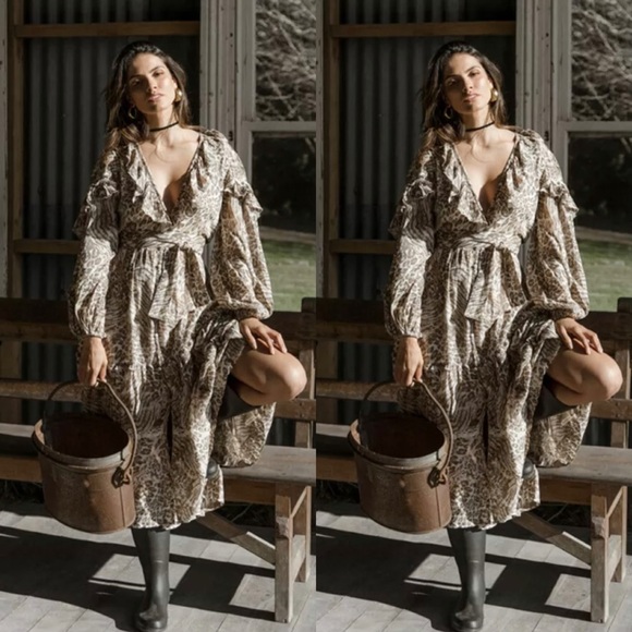 Spell & The Gypsy Collective Ada Gown - Picture 2 of 16